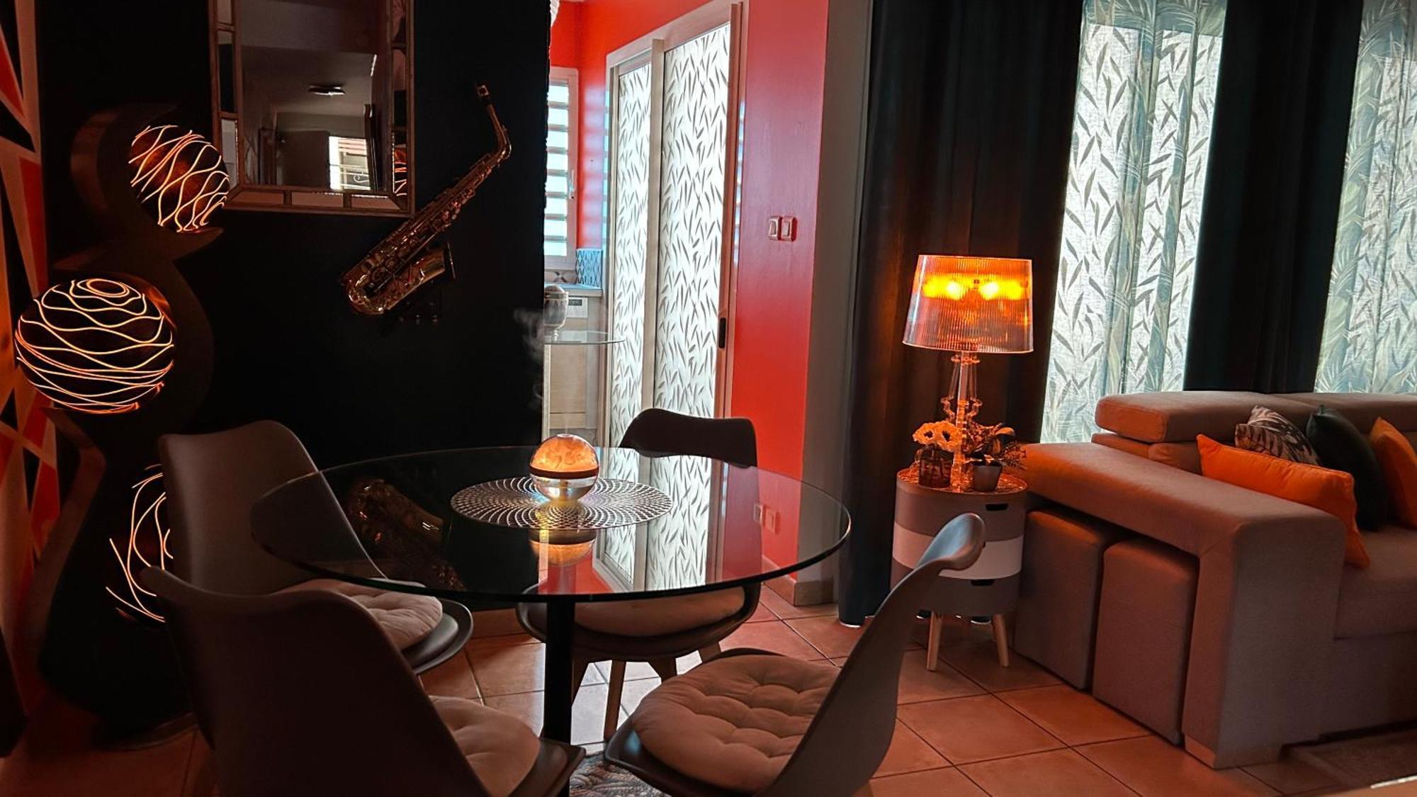 Apartament Bienvenue Chez Maxime Saint-Denis Zewnętrze zdjęcie